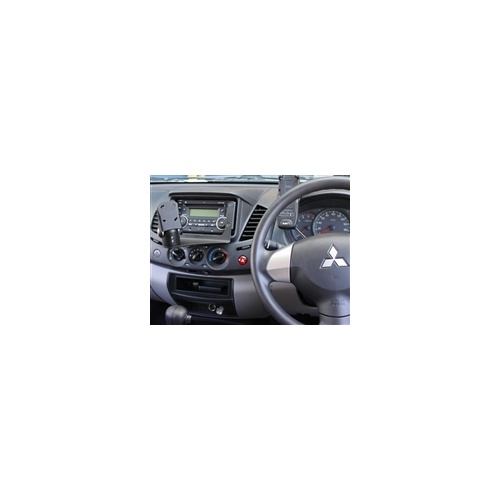 Mitsubishi Triton In-Dash Mount